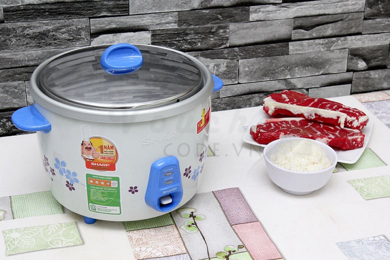 noi com dien sharp KSH N317V 1.8 L%C3%ADt 3 Nồi cơm điện Thái Lan loại nào tốt