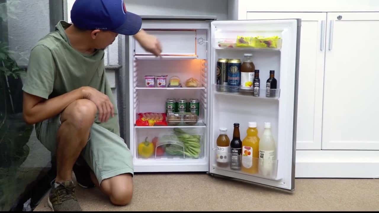 top 5 tu lanh mini duoi 3 trieu tu lanh beko 1 Top 5 tủ lạnh dưới 3 triệu đáng mua nhất hiện nay