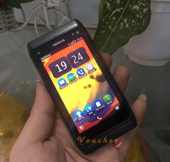Top 6 dien thoai cam ung gia 500k tot nhat 6 Điện thoại cảm ứng Nokia N8