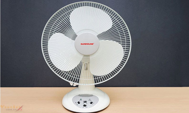 Top 5 quat tich dien tot nhat 2019 4 Quạt tích điện Sunhouse SH722 24W