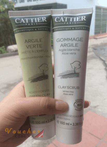 mat na dat set hang nao tot Cattier Mặt nạ đất sét Cattier