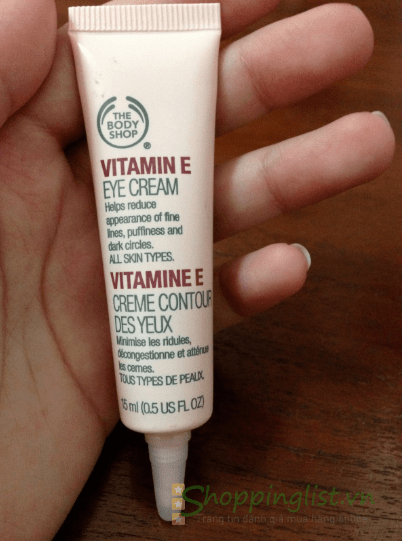 Top 5 kem tri tham mat tot nhat hien nay 9 Vitamin E kem-tri-tham-mat-tot-nhat-11