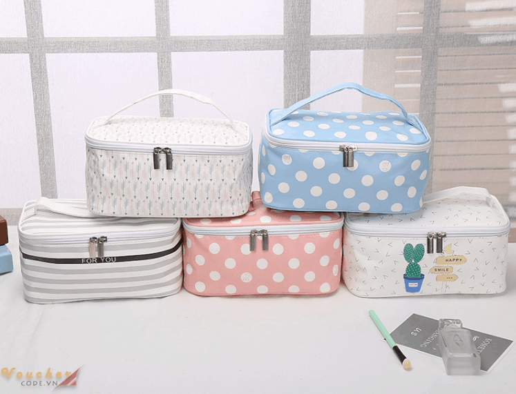 tui-dung-my-pham-chong-nuoc-loai-nao-tot-3