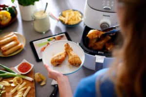 Tư vấn chọn mua nồi chiên không dầu tốt nhất