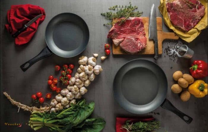 Chảo chống dính làm bằng vật liệu gì