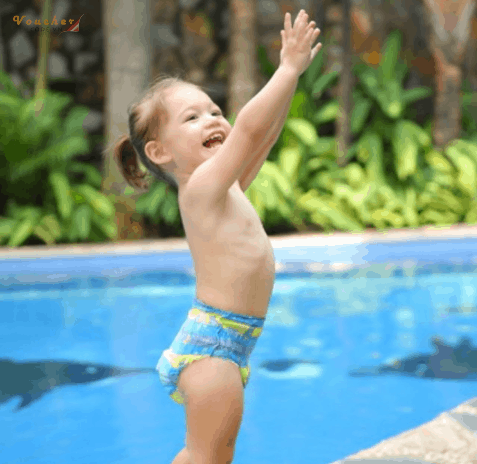 Tã bơi cho bé Huggies Little Summers