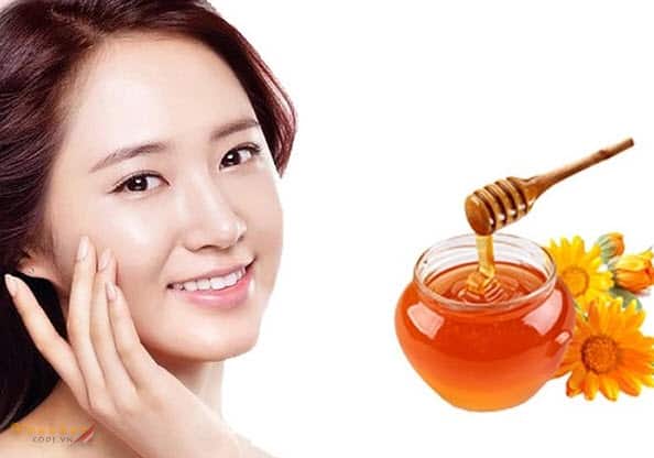 Tẩy lông mặt bằng mật ong     