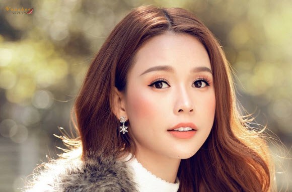 Nên mua kem trị nám hay serum trị nám