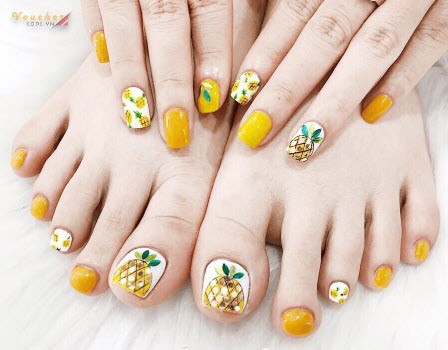 Nail hình quả dứa