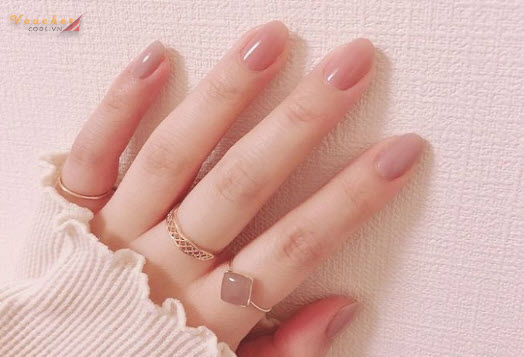 Mẫu nail nhẹ nhàng tone 1 màu