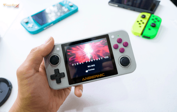 May Choi Game Cam Tay Nao Tot 2