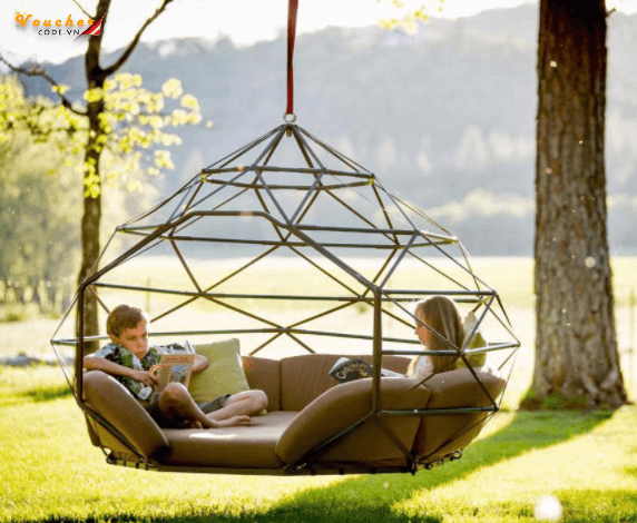 Ghe Xich Du Ngoai Troi 16