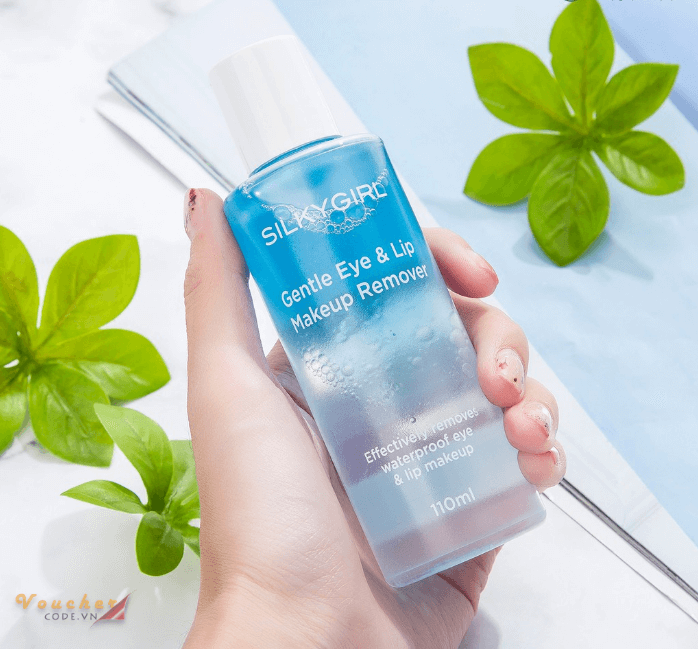 nuoc tay trang moi va mat 5 Nước tẩy trang môi và mắt Loreal